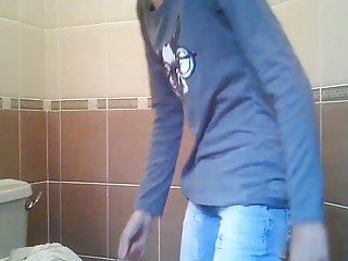 Соединив ее, Антонио использует порно в примерочной красоту в своей прихоти. Глотать, трахать, шлепать