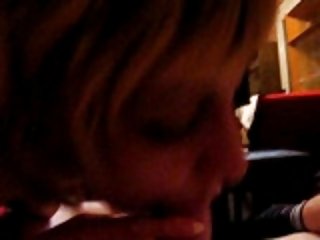 Пока нет родителей, молодые решили смотреть порно русское заняться сексом